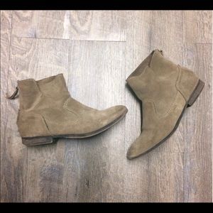 Steve Madden booties